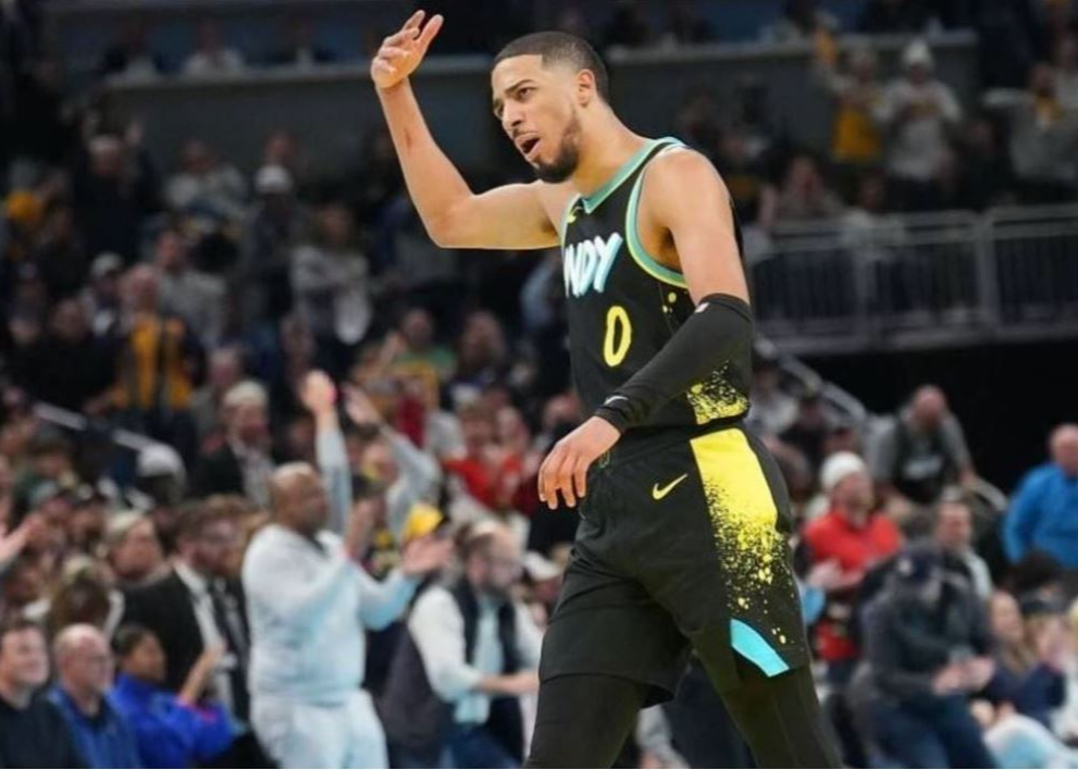 开云体育-可怕的助失比！哈利伯顿今年季后赛送出137助攻，只有27次失误