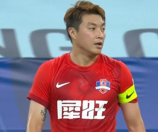 开云-里程碑,廖均健完成代表梅州客家第100次出场