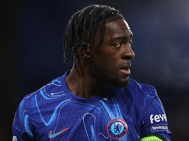 开云下载-切尔西清洗遇阻，3将滞留损失近亿镑，迪萨西意外表忠心