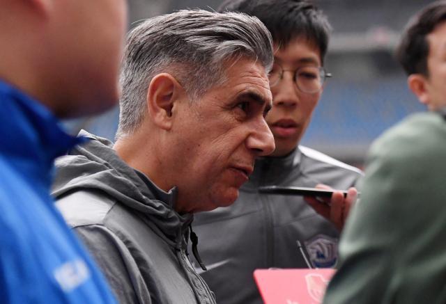 开云官网-沧州7轮4分古特比威信降至冰点:希望球迷更宽容些